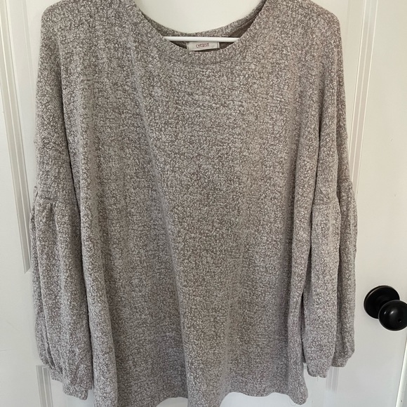 Sweater - Picture 2 of 3